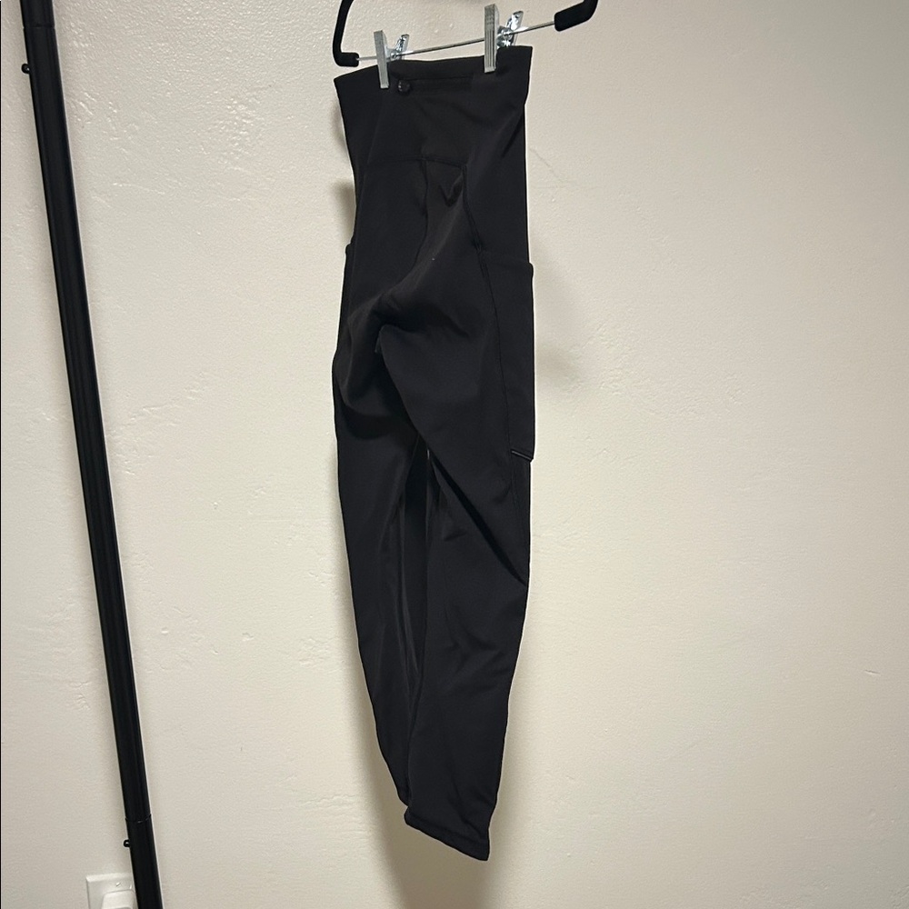 Black Lululemon Leggings 21